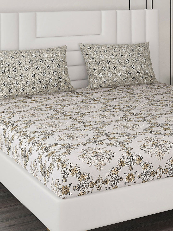 Monte Carlo Off White & Green Floral 144 TC Queen Bedsheet with 2 Pillow Covers