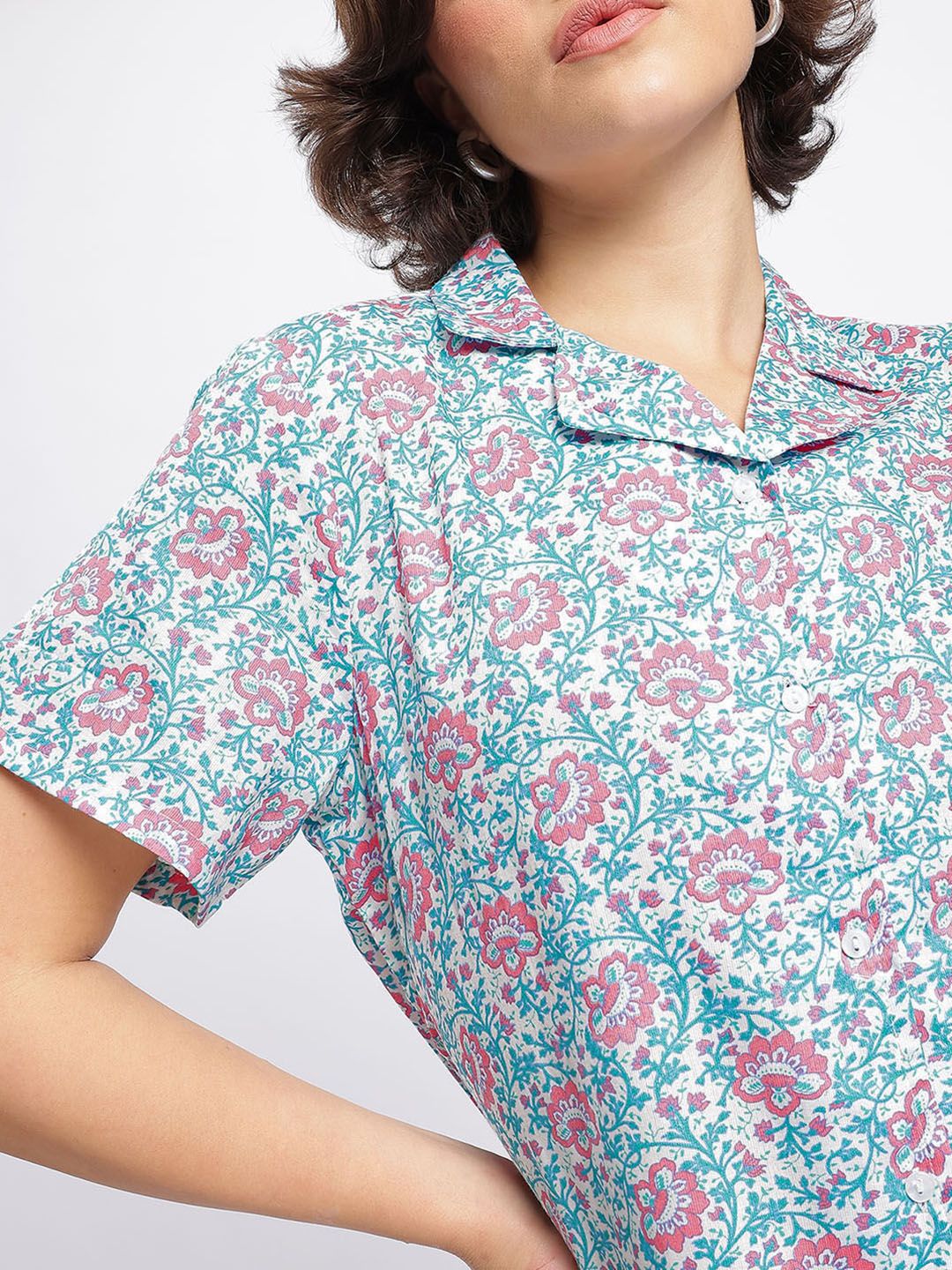 DressBerry Garden Vibes Floral Print Shirt