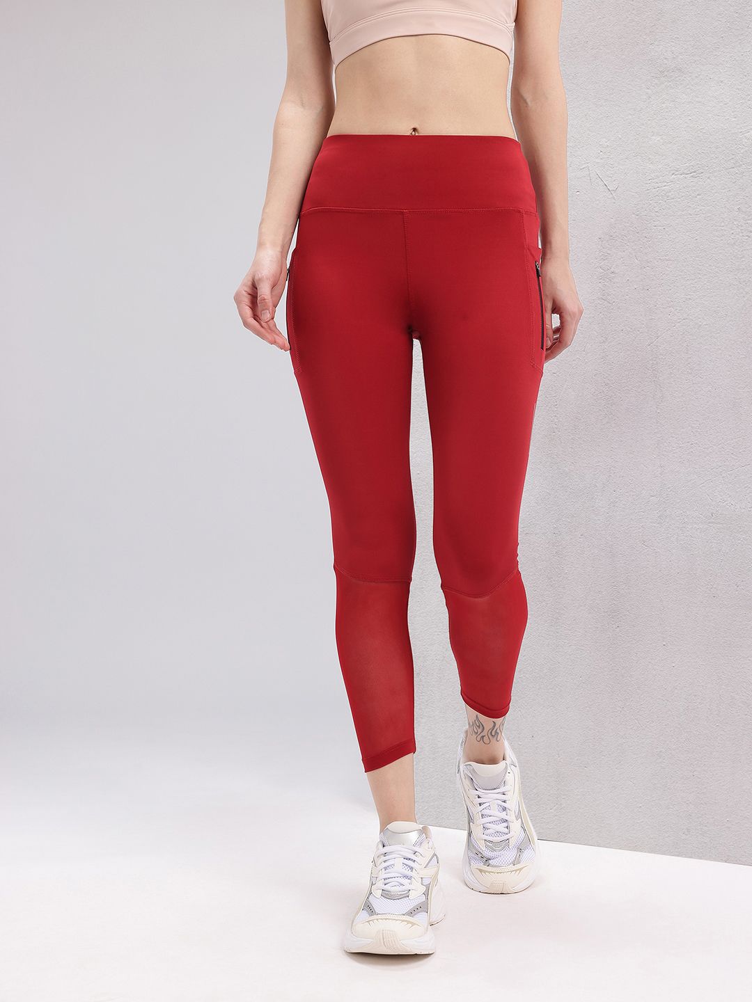HRX by Hrithik Roshan Women Utility Pockets Rapid-Dry Cropped Mesh Training Tights