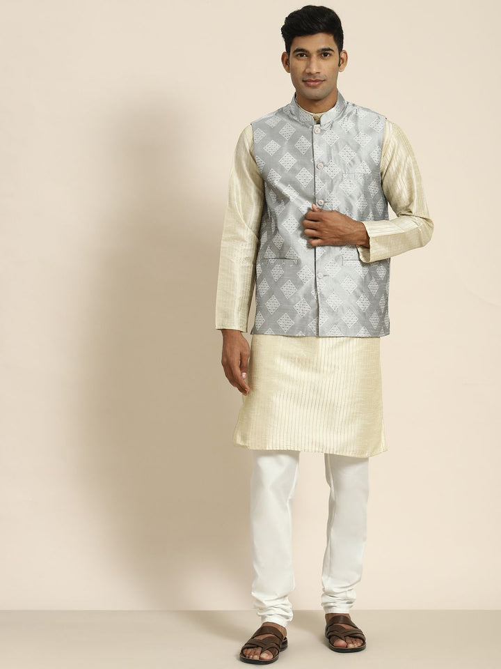 SOJANYA Men Woven Design Kurta with Churidar with Nehru Jacket