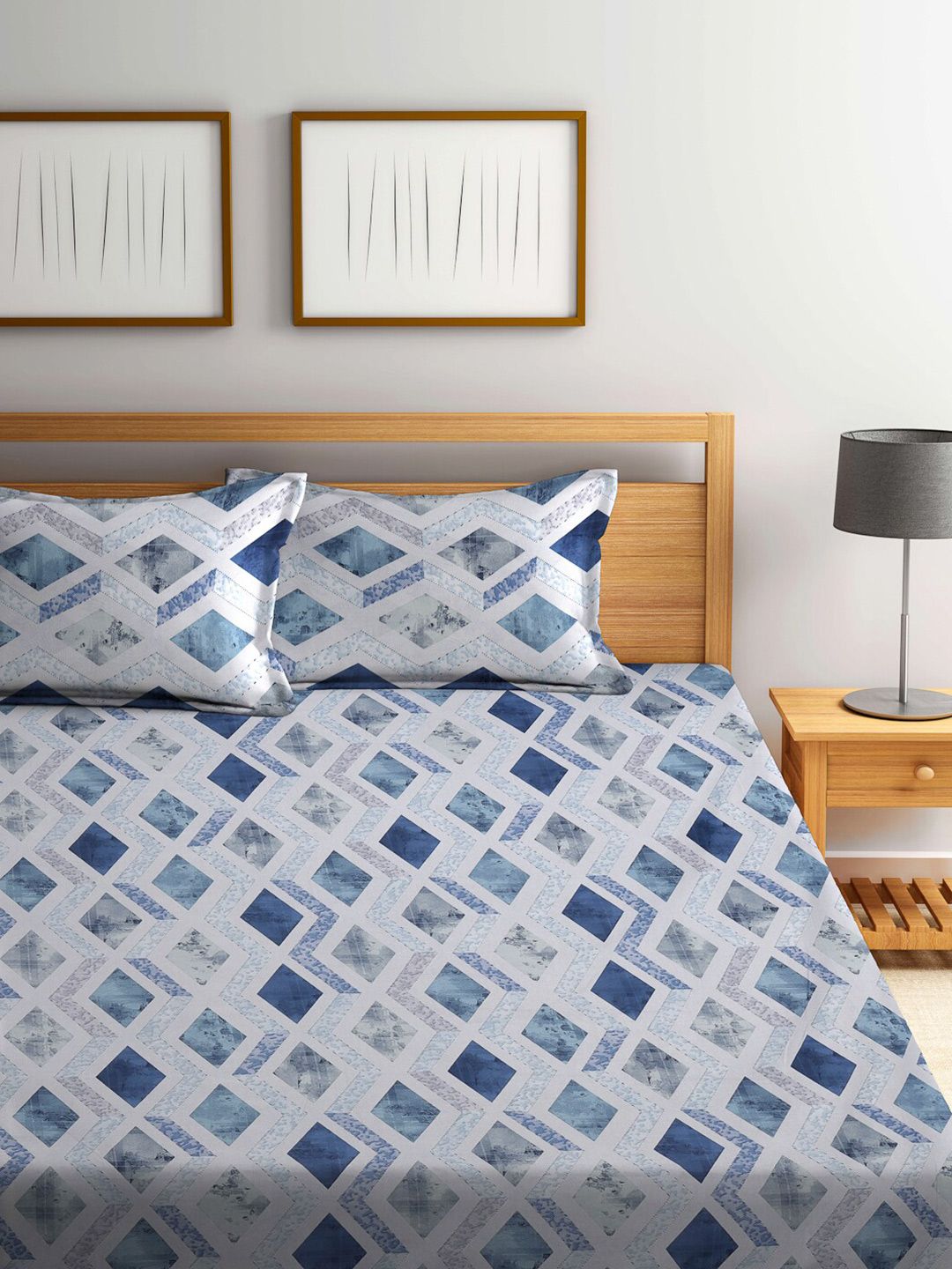 KLOTTHE Blue Geometric Pure Cotton 400 TC King Superfine Bedsheet with 2 Pillow Covers-98 x 89 inches