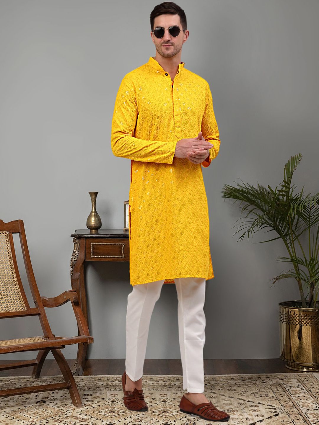 Jompers Embroidered Mandarin Collar Regular Sequinned Detailed Kurta with Pyjamas