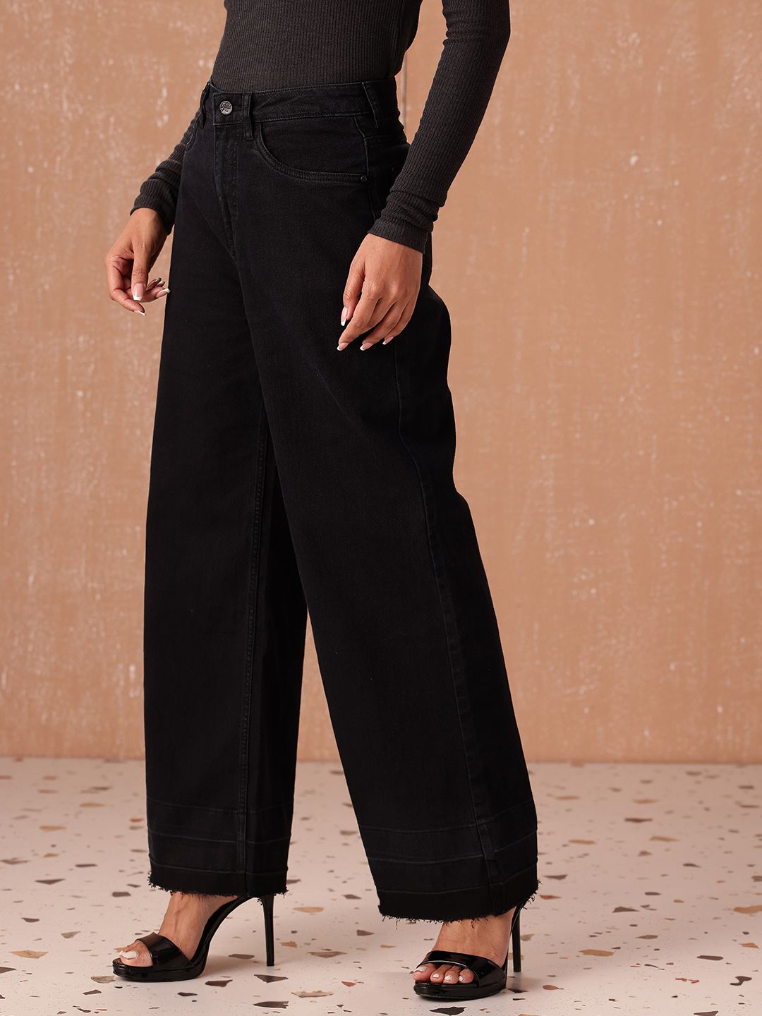all about you Women Wide Leg High-Rise Light Fade Stretchable Jeans