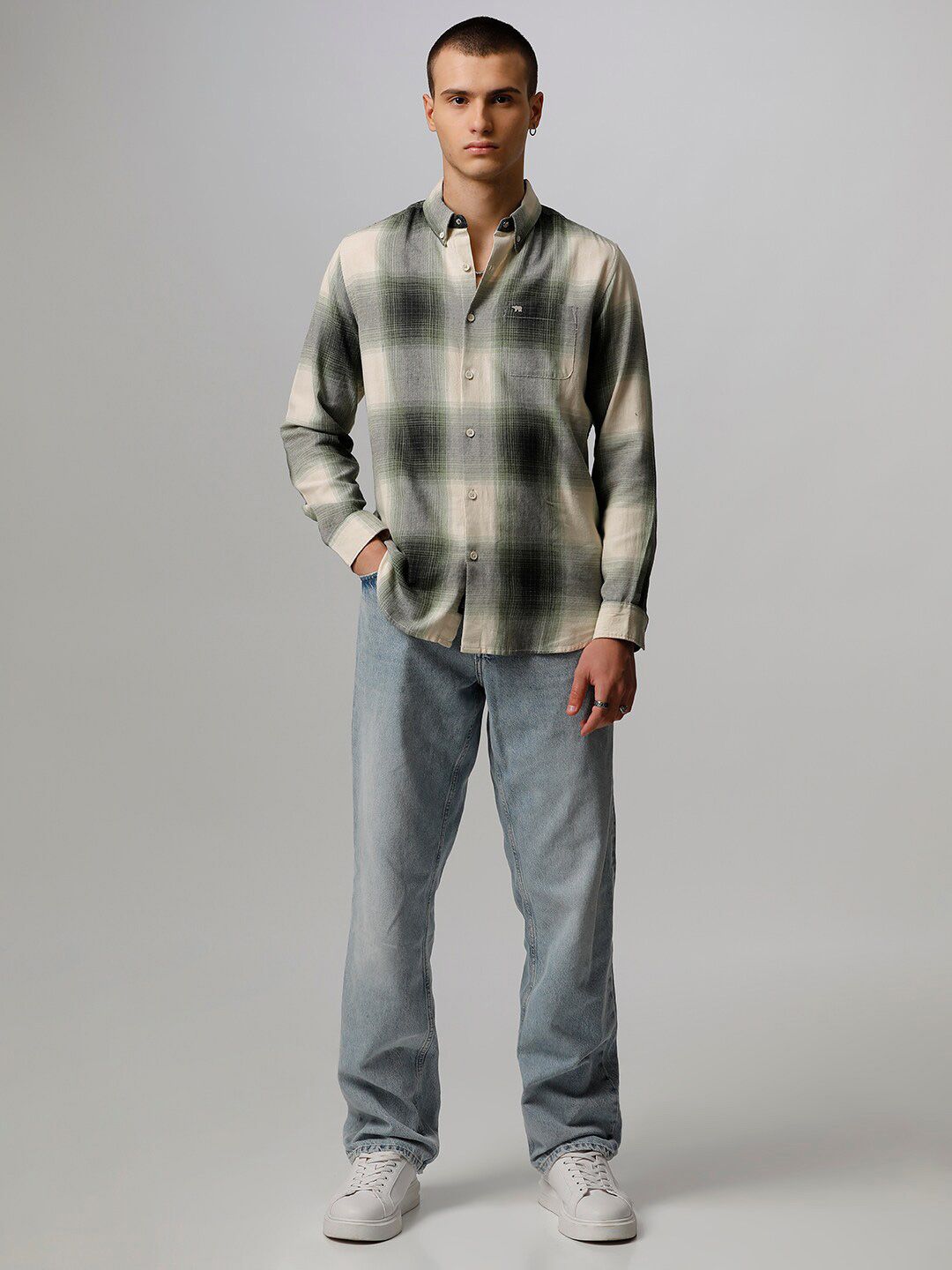THE BEAR HOUSE Men Slim Fit Checked Pure Cotton Casual Shirt