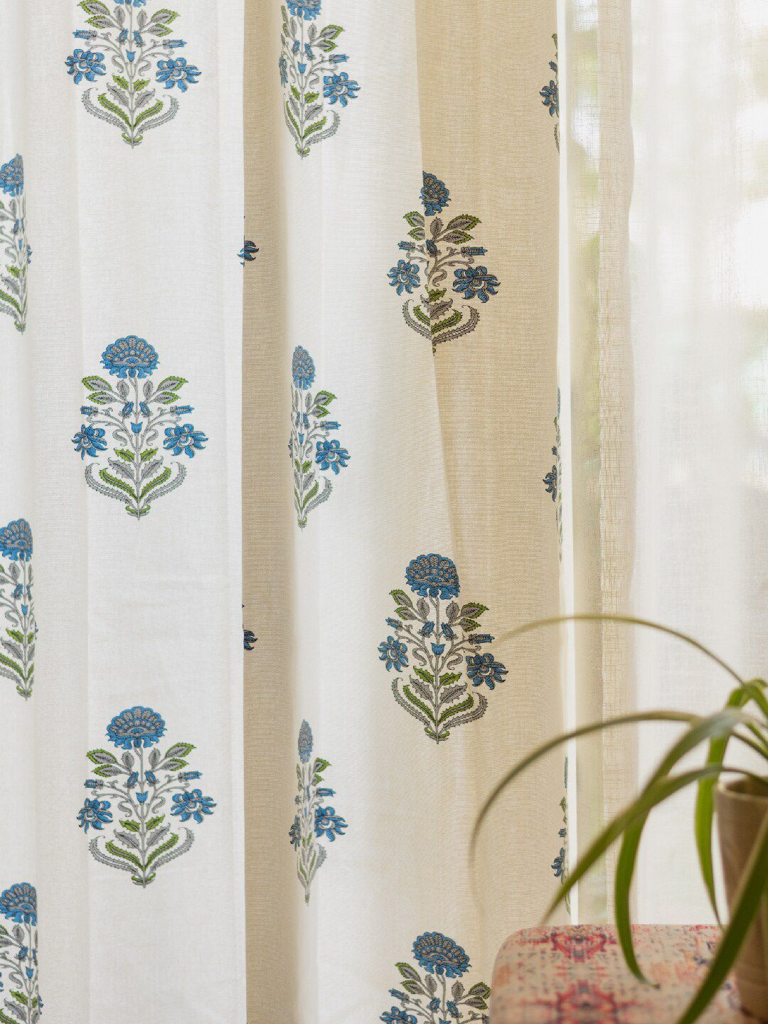 URBAN SPACE White & Blue 2-Pieces Floral Cotton Window Curtains