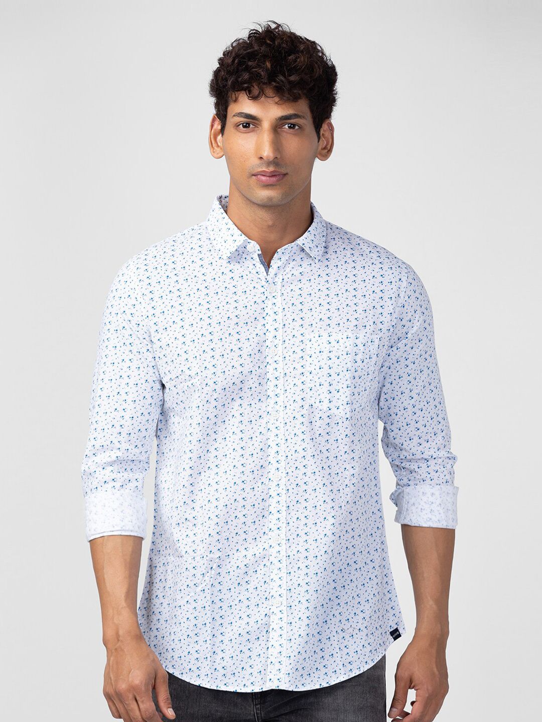 SPYKAR Men Cotton Slim Fit Floral Printed Casual Shirt