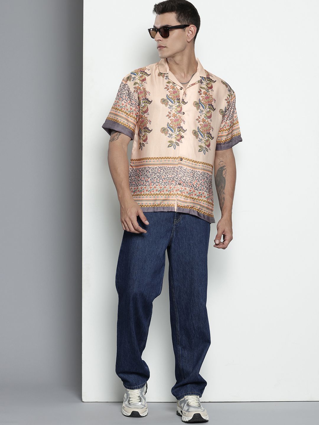 The Indian Garage Co. Opaque Floral Printed Casual Shirt