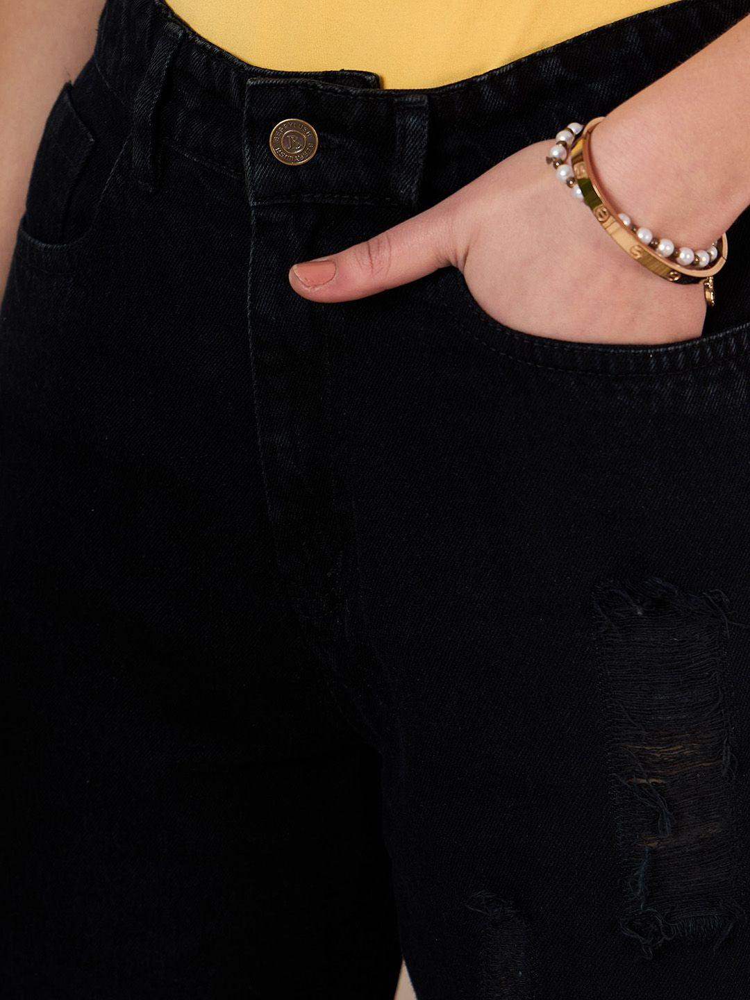 Berrylush Women Straight Fit High-Rise Cotton Highly Distressed Jeans