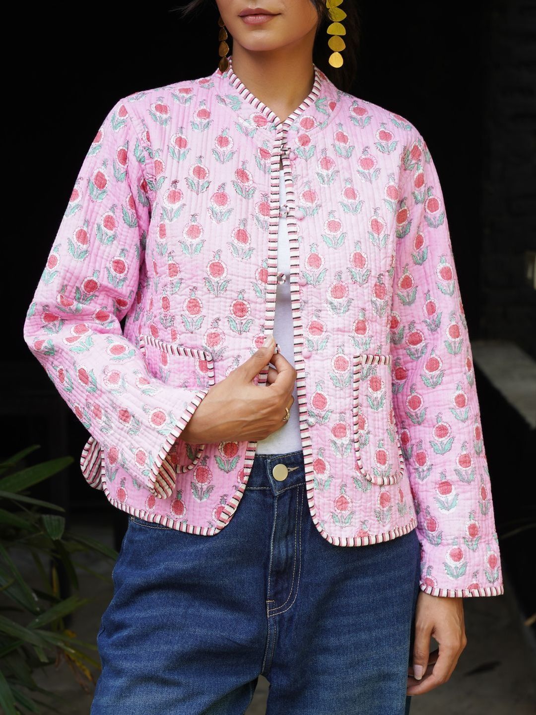 House of Chikankari Women Floral Lightweight Quilted Jacket