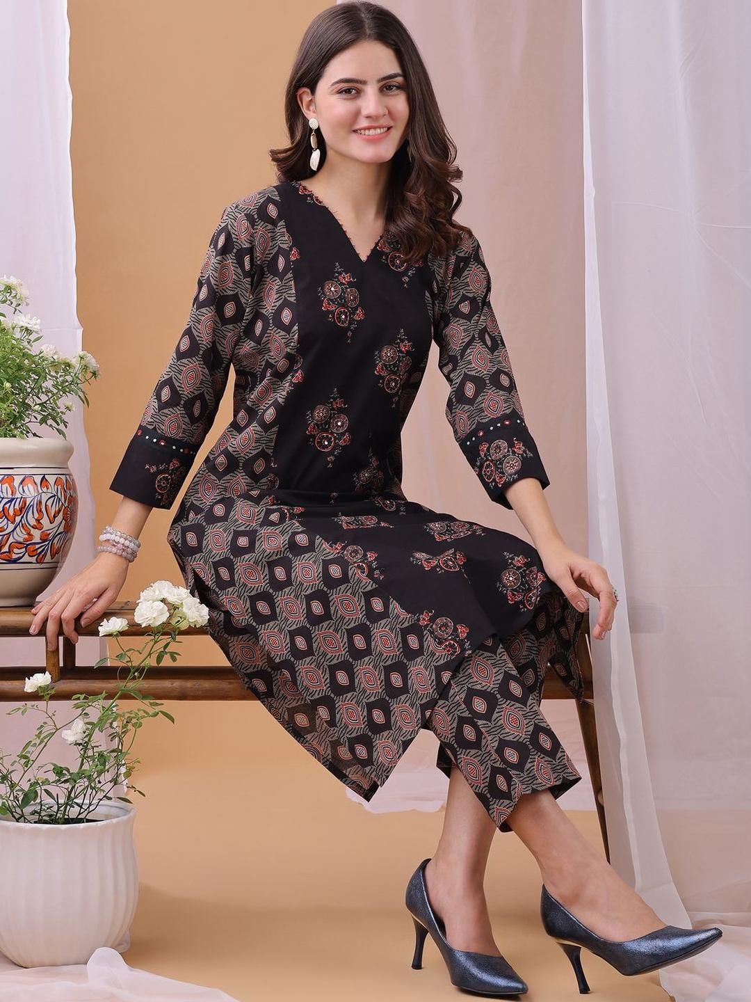 KALINI Women Printed Regular Pure Cotton Kurta with Trousers