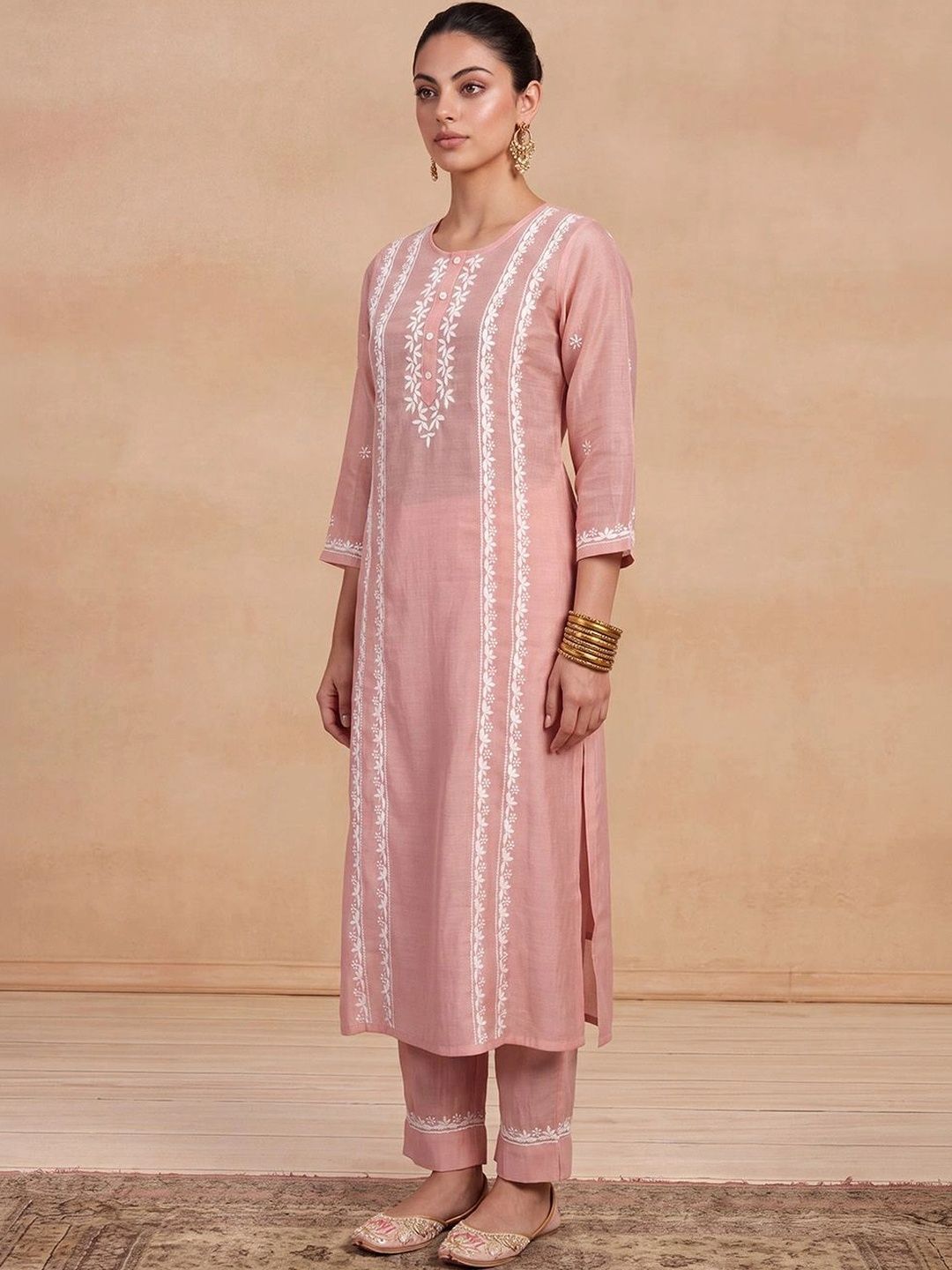 Rumah Wanita Chikankari Motif Etnik Bersulam Kurta Chikankari Biasa dengan Seluar