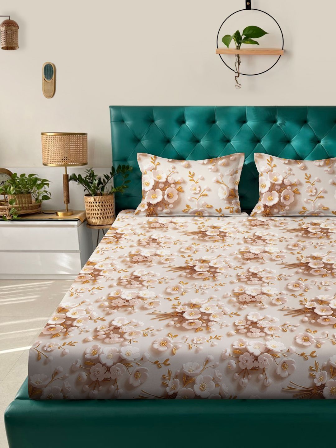 KLOTTHE Cream Floral Printed Flat 300 TC King 7D Bedsheet With 2 Pillow Cover