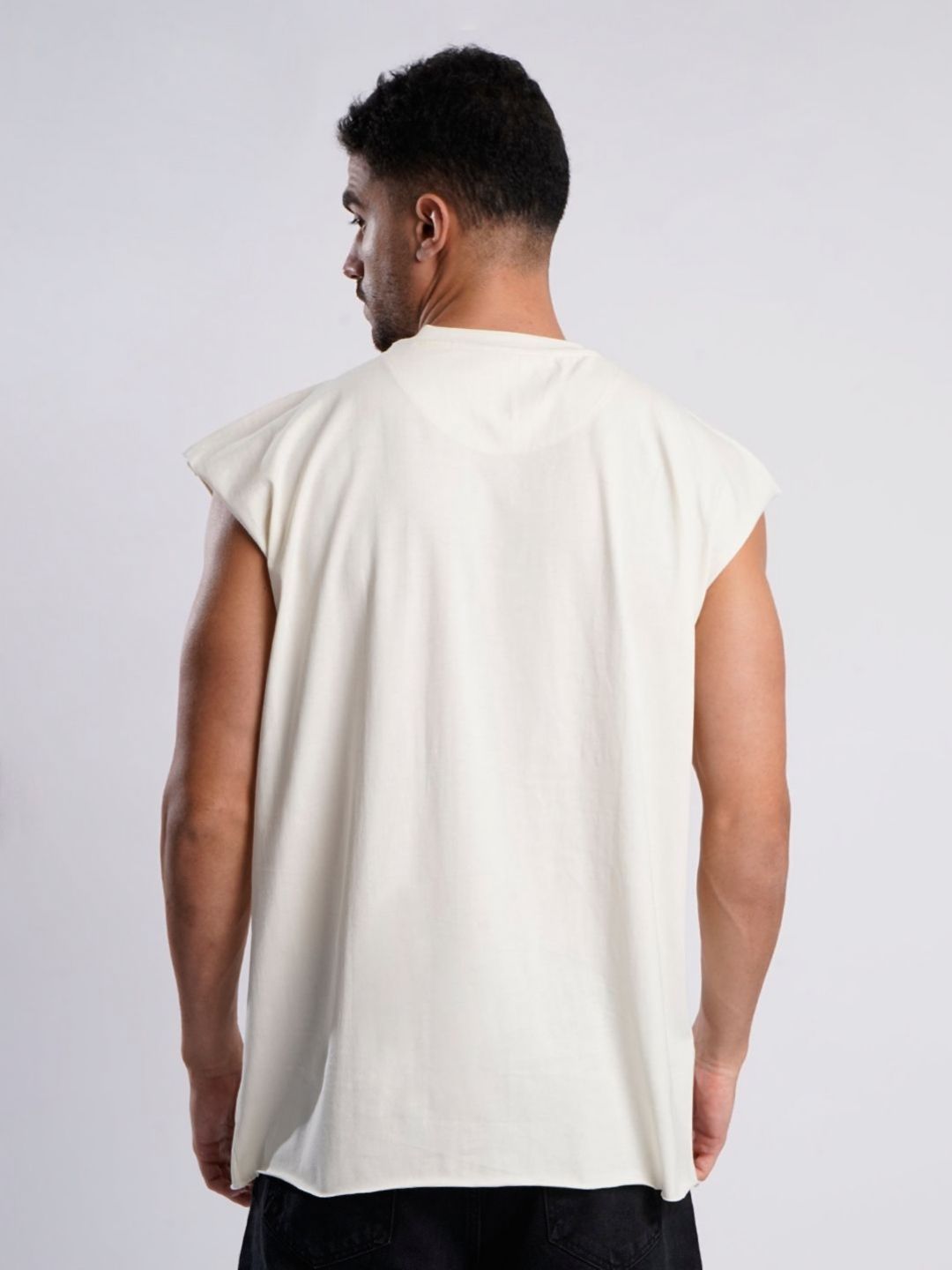 Bene Kleed Men Typography Printed Extended Sleeves T-shirt