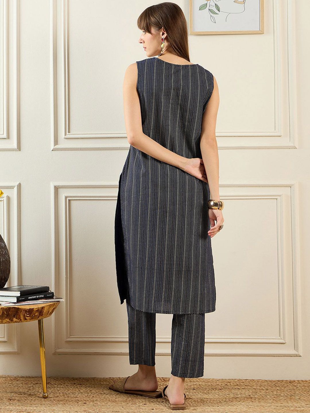 Indo Era Geometric Printed V-Neck Pure Cotton Straight Kurta With Trousers