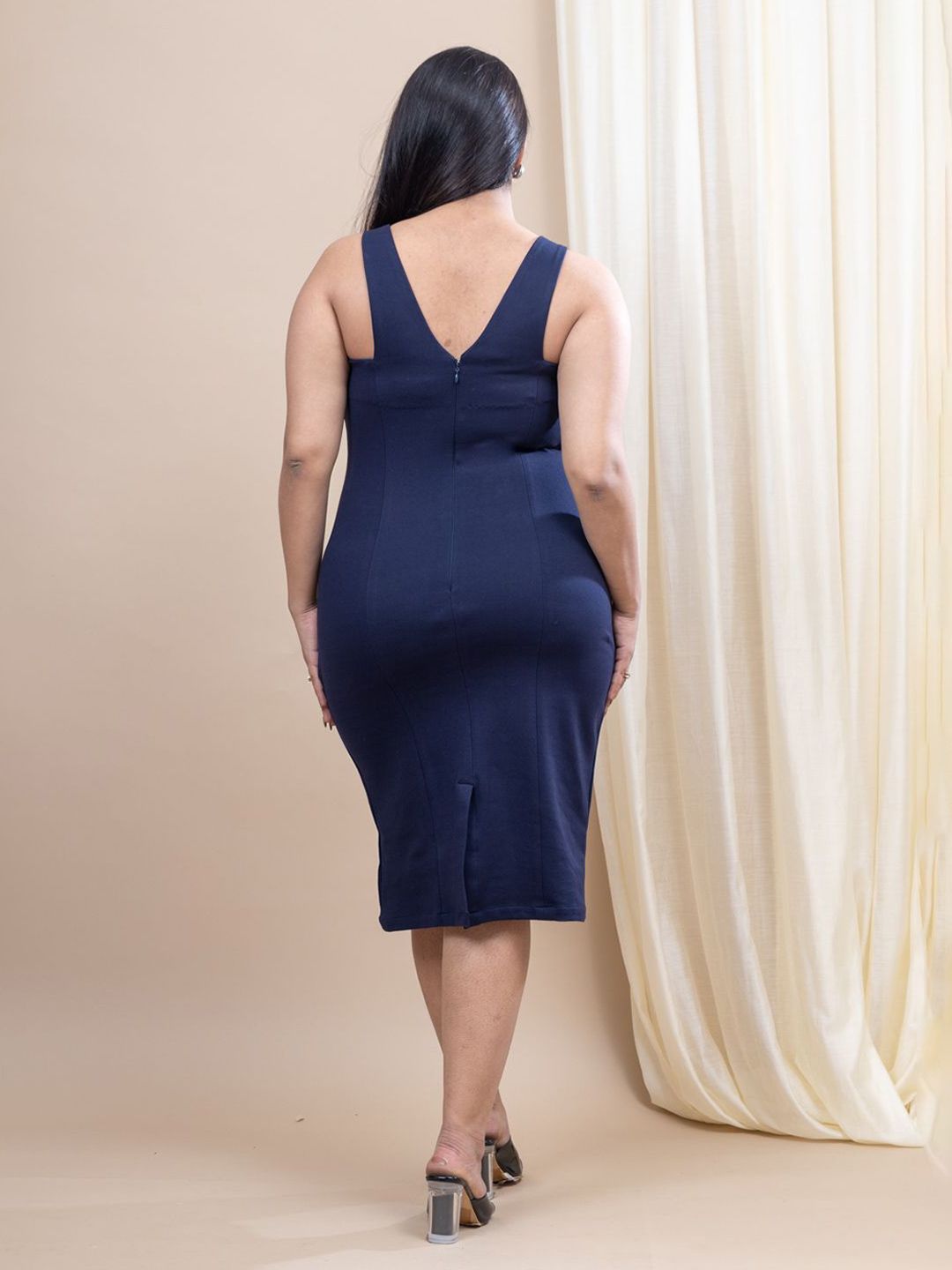 Mamicha Solid Bodycon Asymmetric Neck Midi Dress