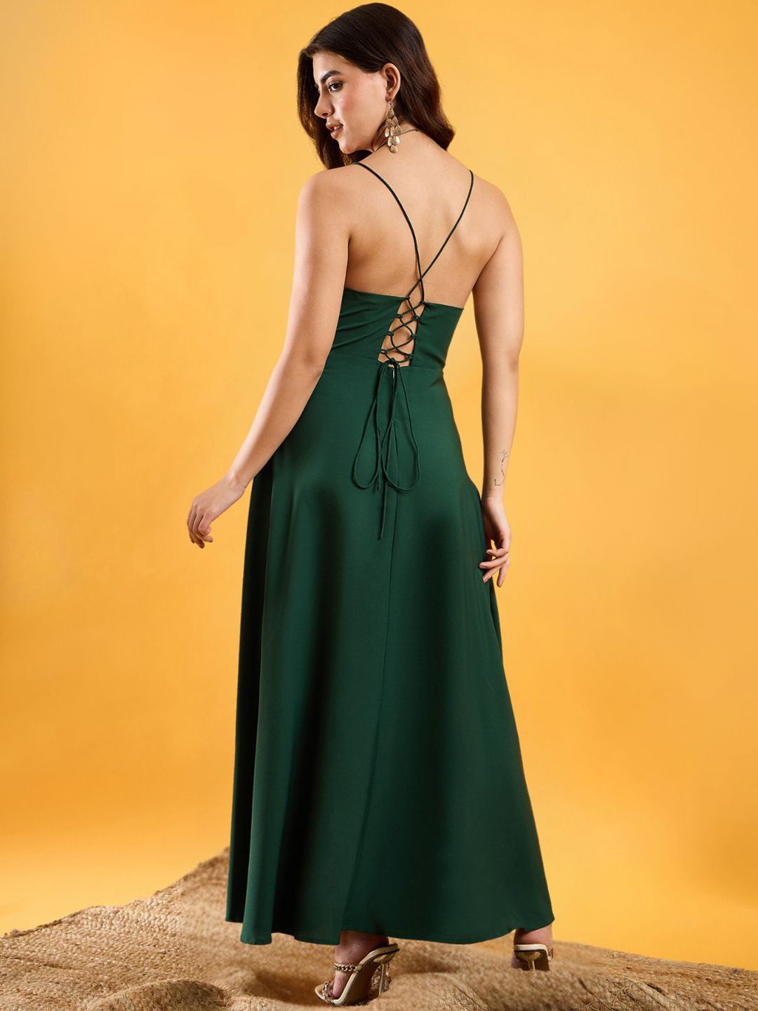 Berrylush Women Solid Shoulder Straps Maxi Dress