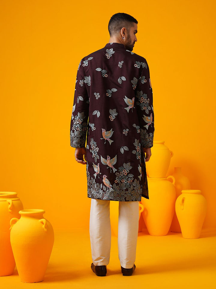 SOJANYA LUXE Floral Embroidered Mandarin Collar Sequinned Straight Kurta With Trouser