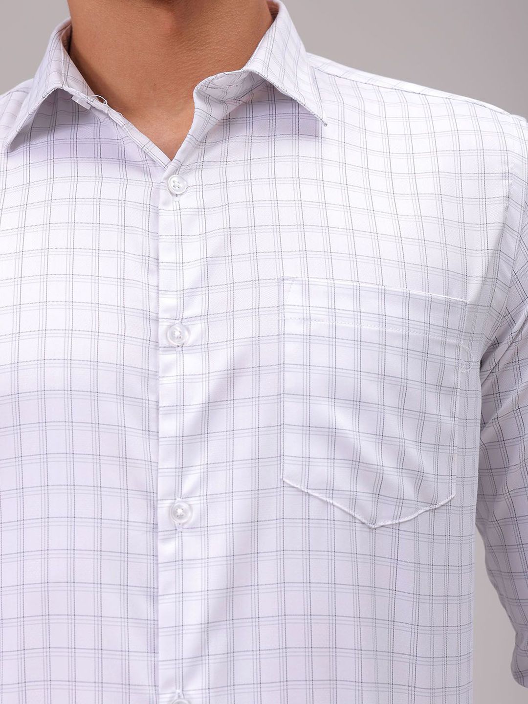 The Indian Garage Co. X Luxe Men Cutaway Collar Checked Slim Fit Formal Shirt