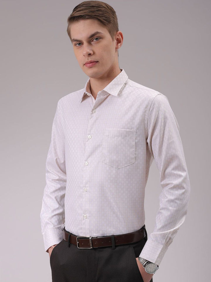 The Indian Garage Co. X Luxe Men Cutaway Collar Checked Slim Fit Formal Shirt