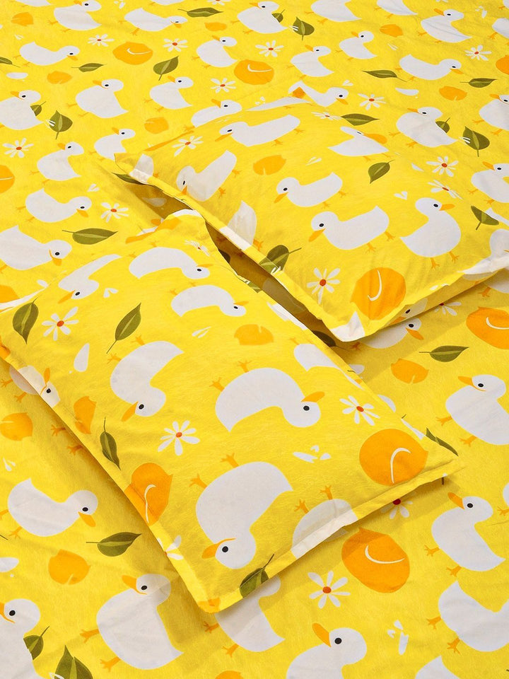 Myntra Elegant Homes Yellow & White Cartoon Characters 300 TC King Bedsheet with 2 Pillow Covers