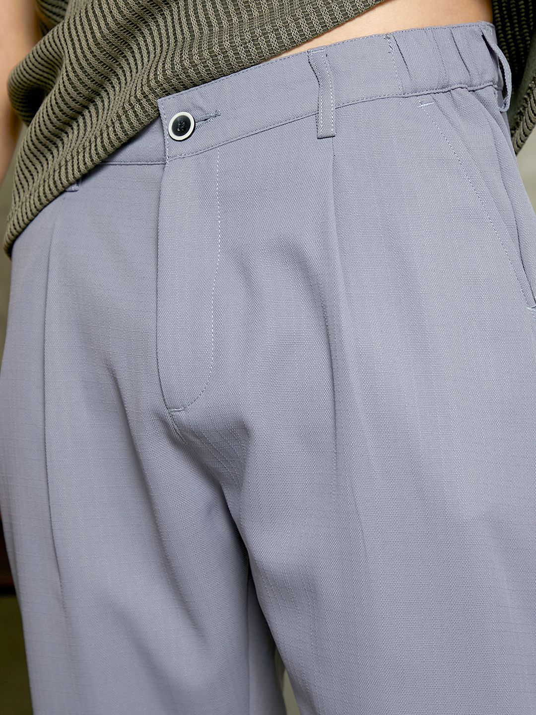Campus Sutra Men Comfort Relaxed Fit Mid-Rise Trousers