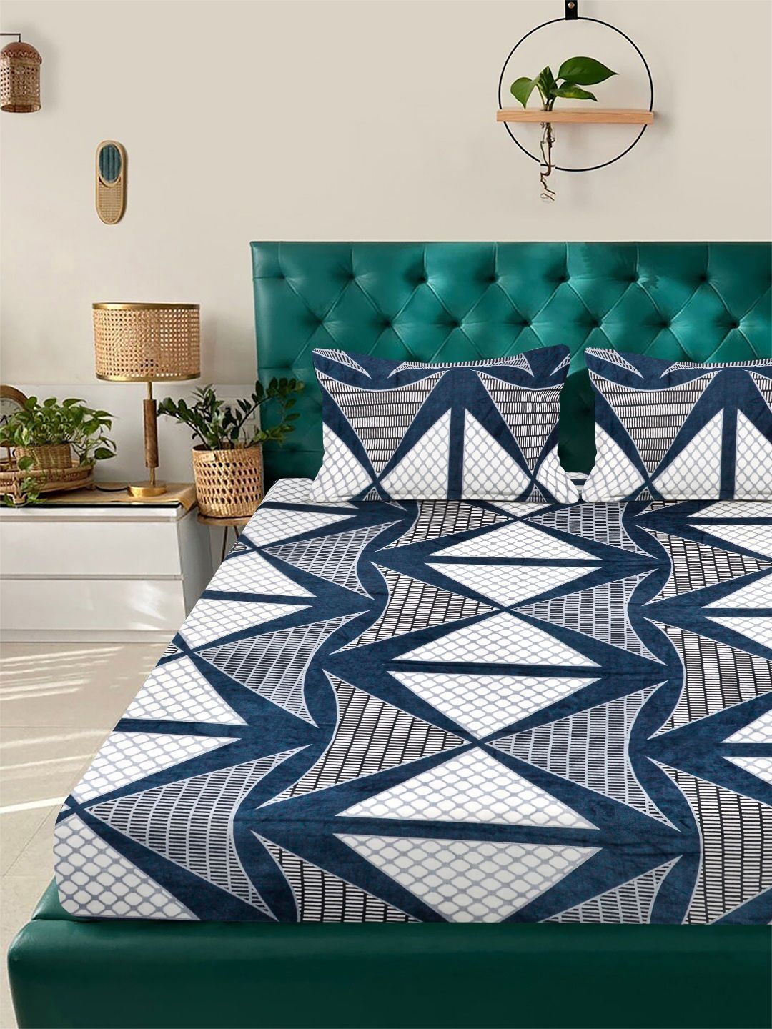 KLOTTHE Blue Geometric Printed Fitted Woolen 300 TC King Bedsheet With 2 Pillow Cover