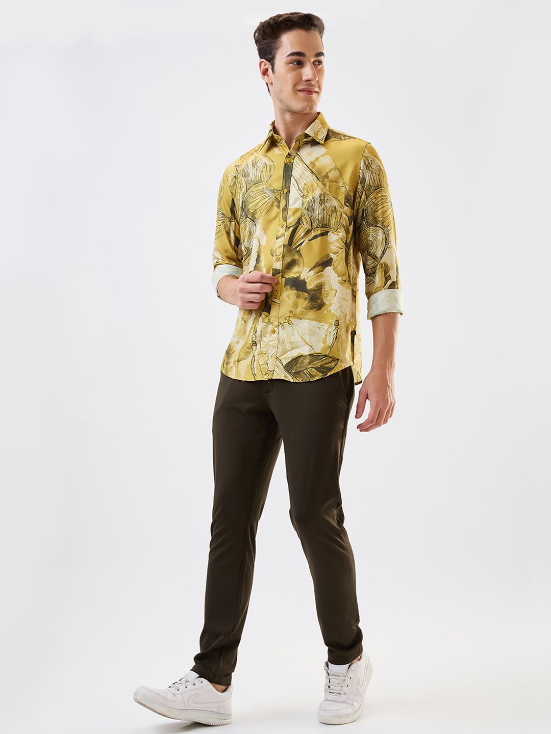 SPYKAR Men Spread Collar Floral Printed Casual Shirt