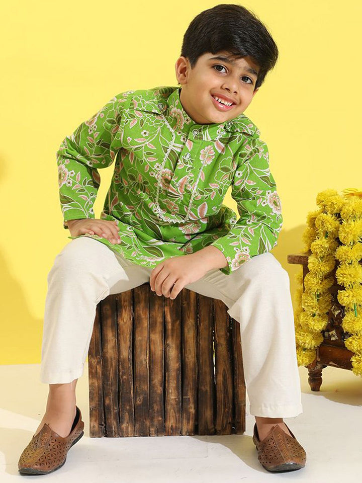 Cutiekins Boys Floral Printed Kurta with Pyjama