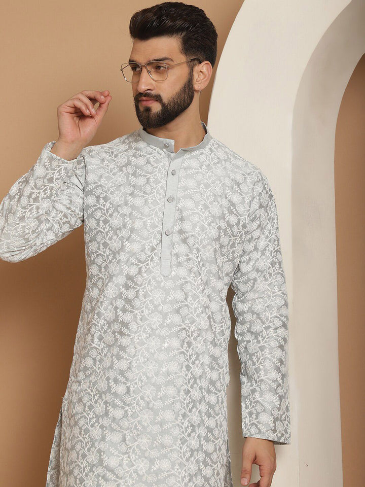Anouk Floral Embroidered Regular Thread Work Kurta With Churidar