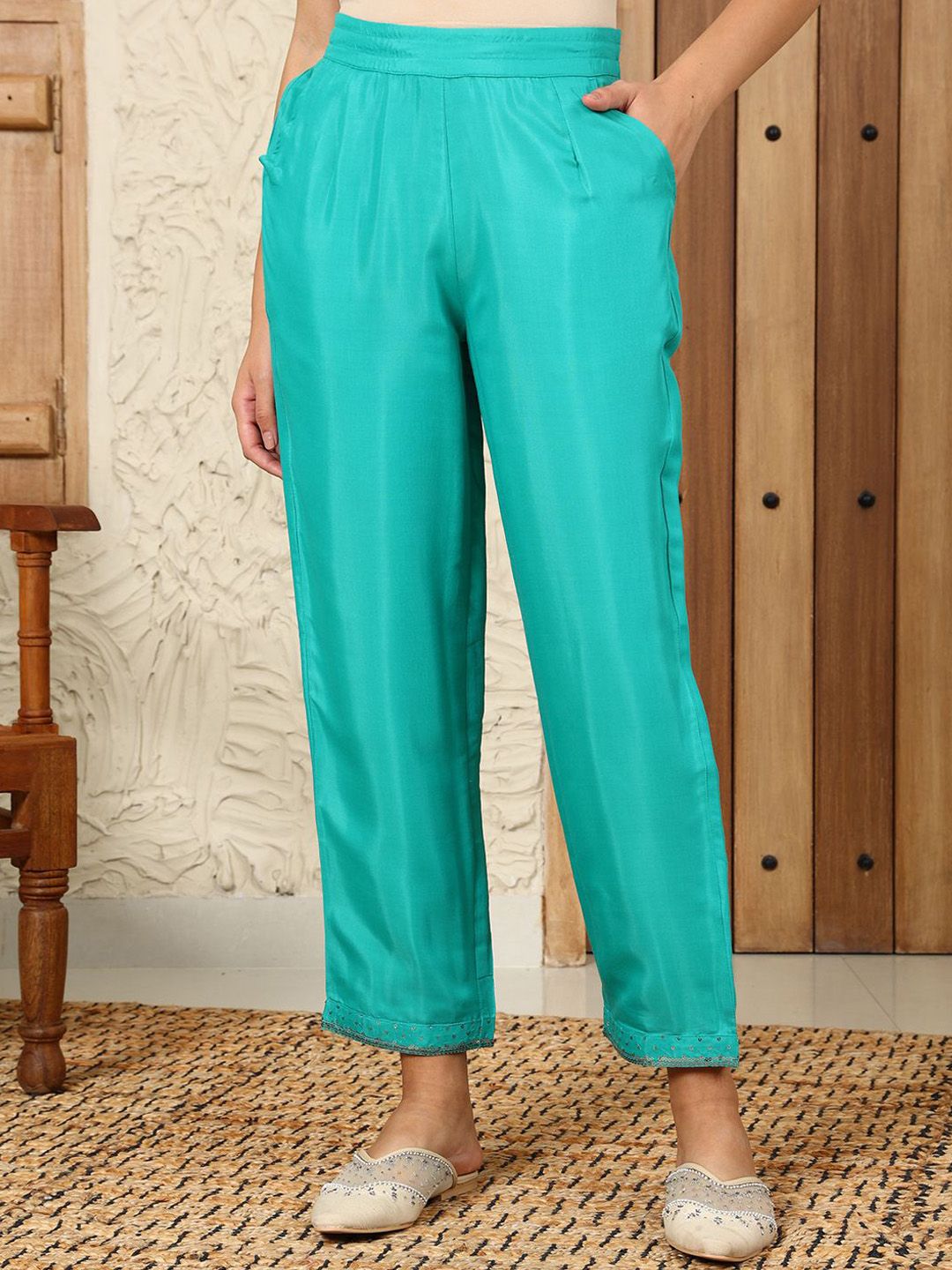 W Solid Women Straight Fit Pleated Casual Trousers