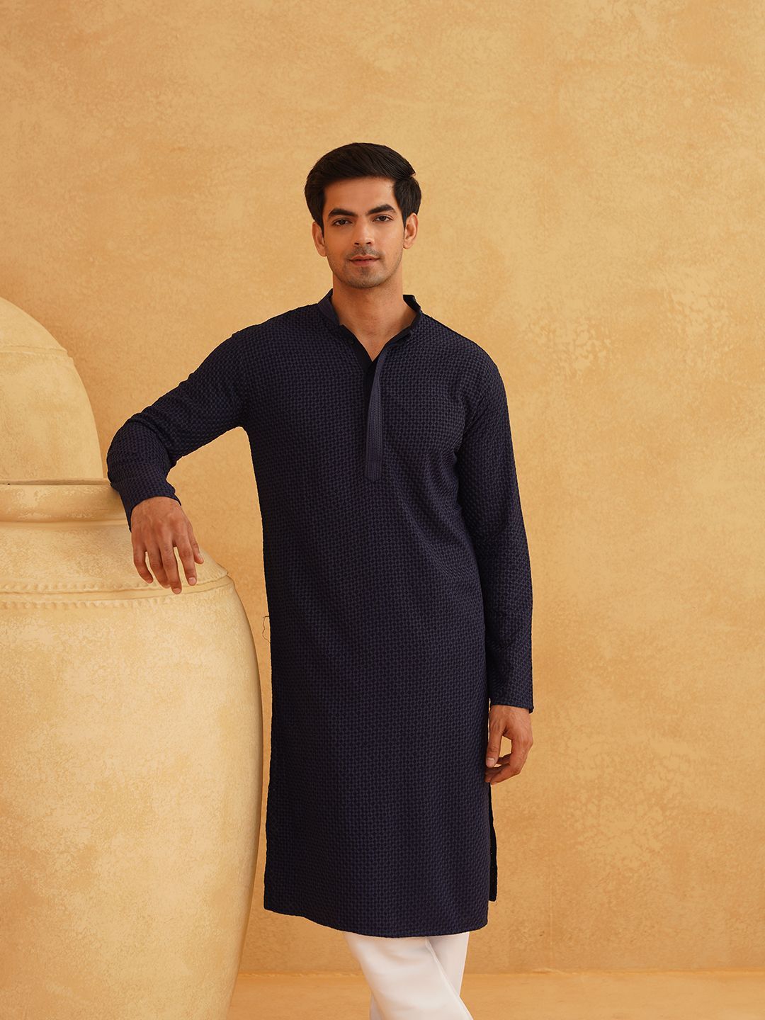 SOJANYA Geometric Embroidered Mandarin Collar Pure Cotton Straight Kurta