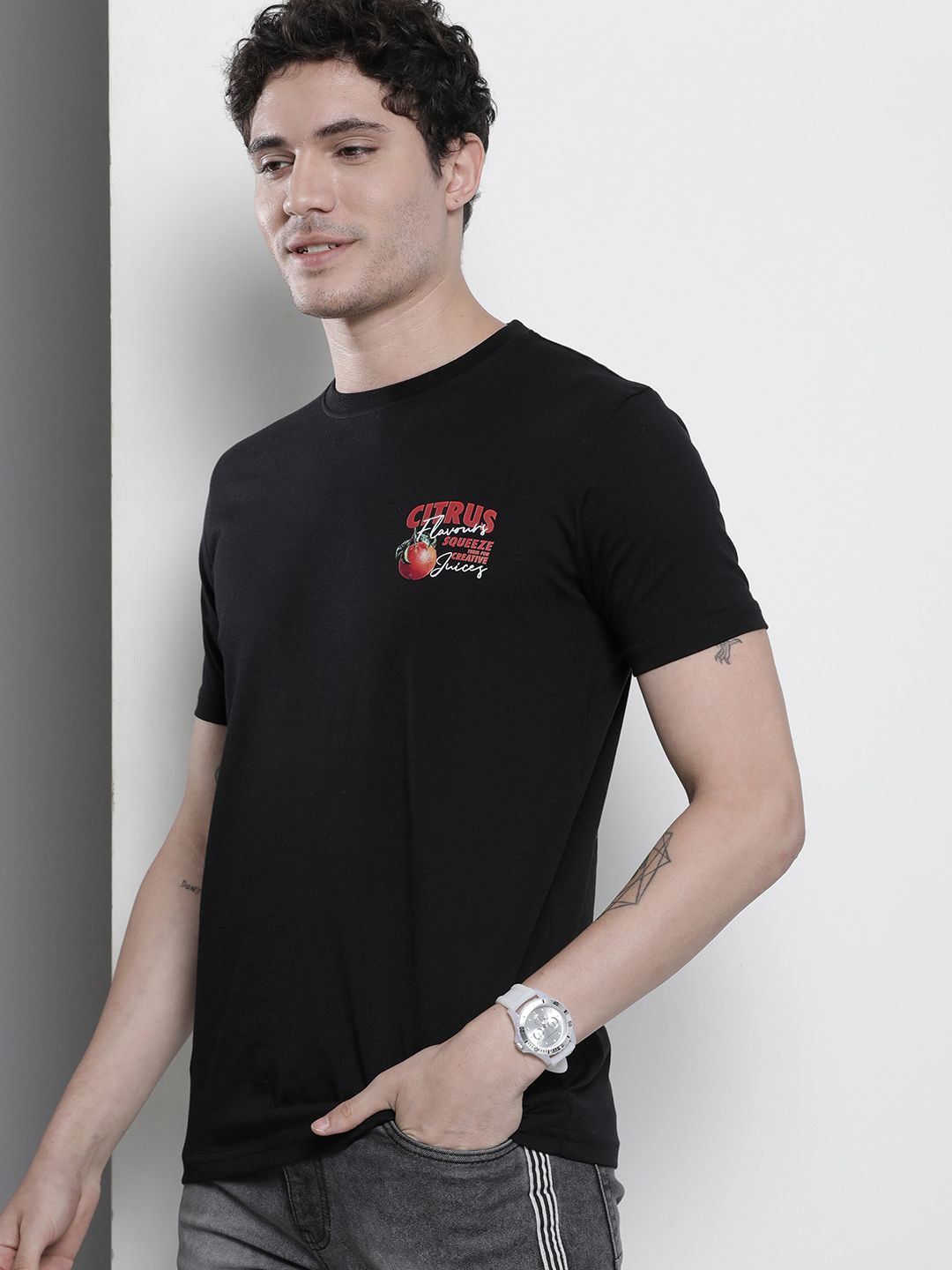 The Indian Garage Co Men Graphic Printed Slim Fit T-shirt