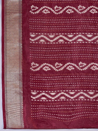 Saree mall Striped Zari Silk Blend Sungudi Sarees