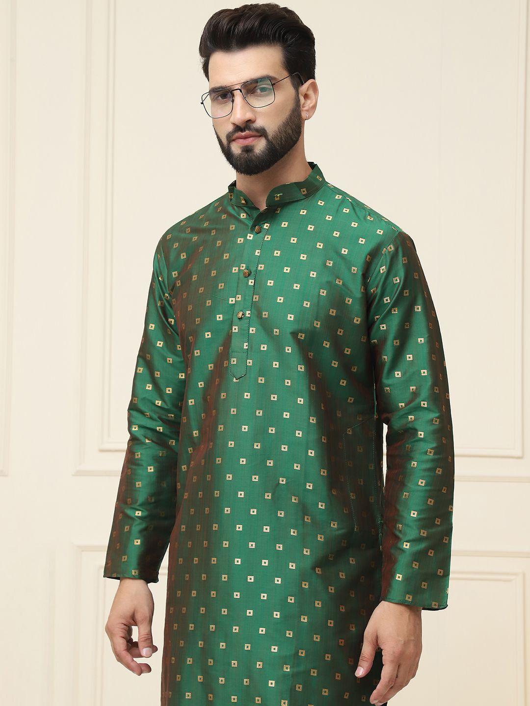 SOJANYA Geometric Mandarin Collar Kurta With Churidar