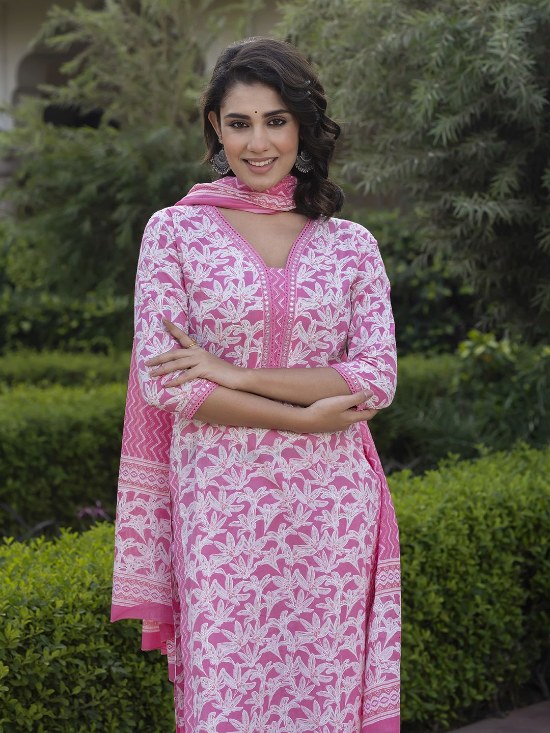 KALINI Women Floral Printed Regular Pure Cotton Kurta with Trousers & With Dupatta