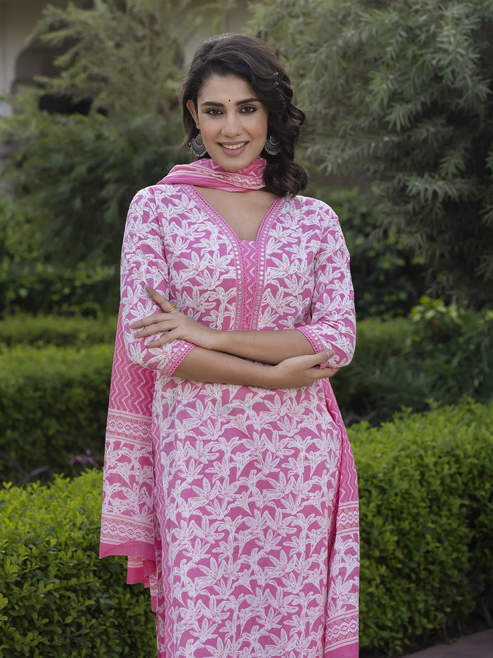 KALINI Women Floral Printed Regular Pure Cotton Kurta with Trousers & With Dupatta