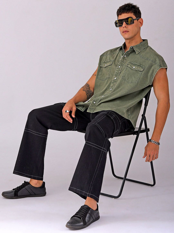 The Indian Garage Co Men Spread Collar Solid Cotton Boxy Casual Shirt