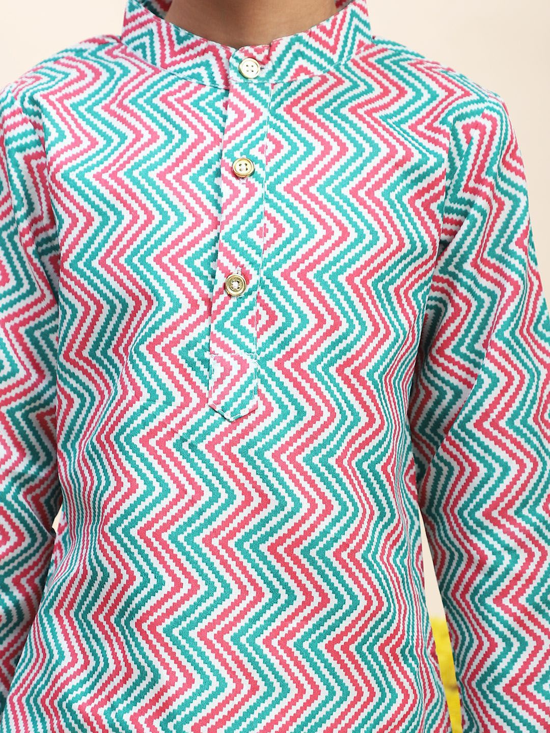 Cutiekins Boys Chevron Printed Mandarin Collar Straight Kurta With Trousers