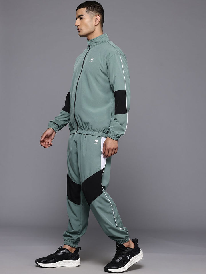 HRX by Hrithik Roshan Men Colourblock Rapid-Dry Lifestyle Tracksuit