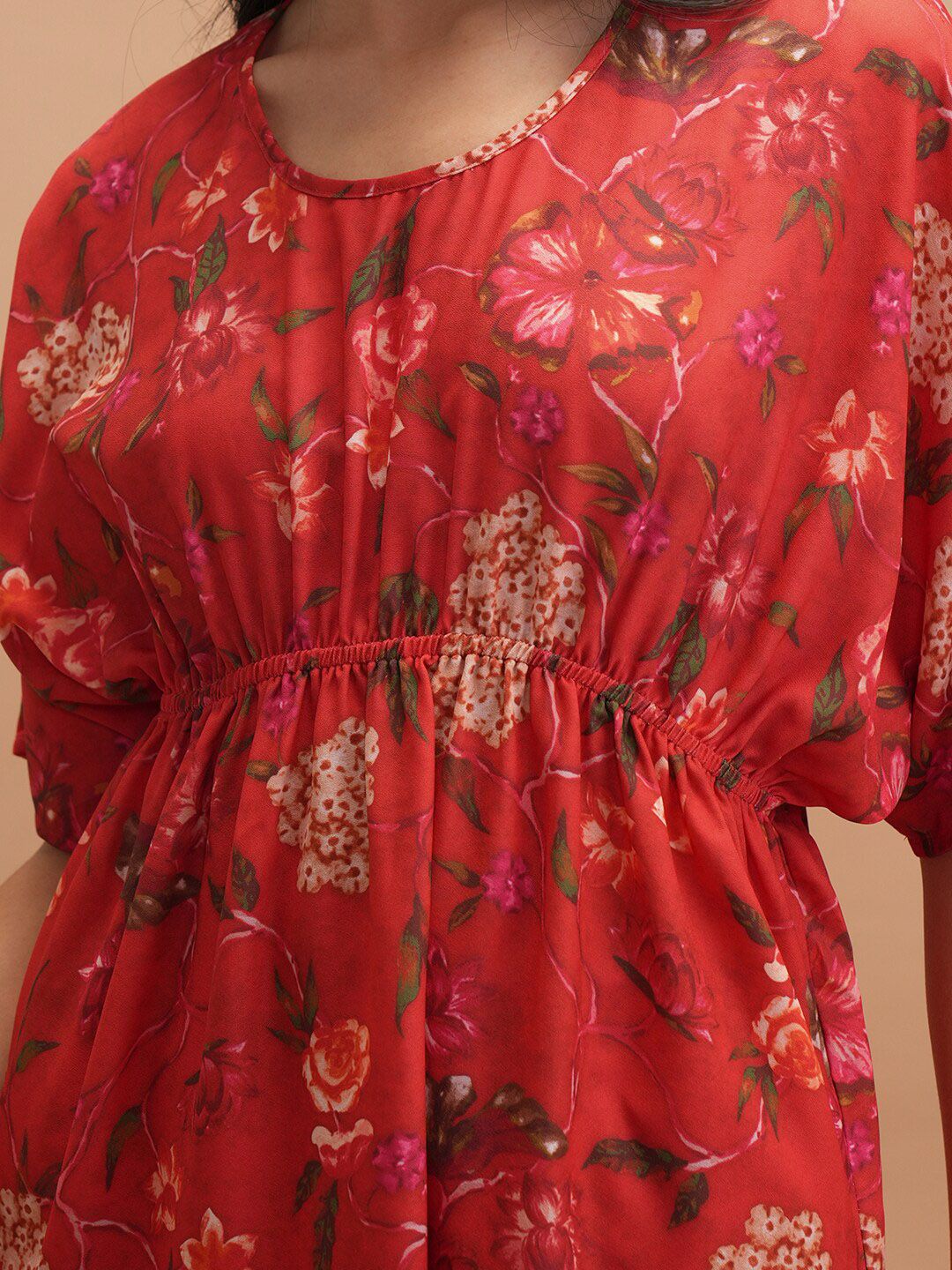 Vishudh Printed Round Neck Kaftan With Pants Co-Ords