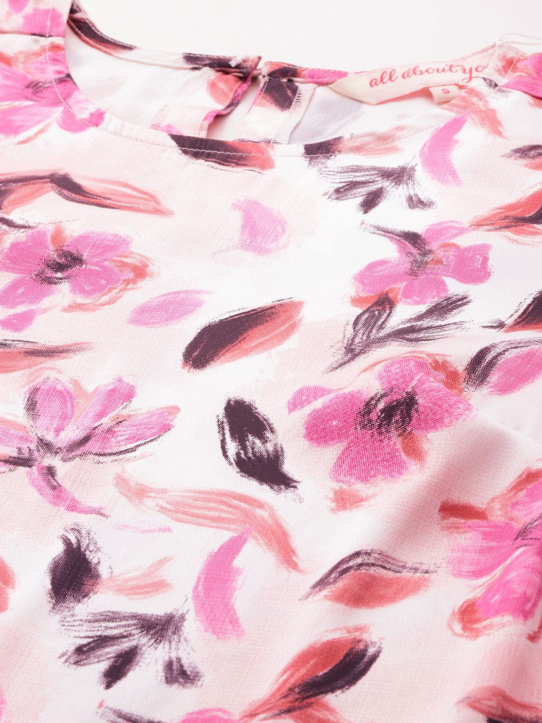 all about you Satin-Finish Floral Print Puff Sleeves Top