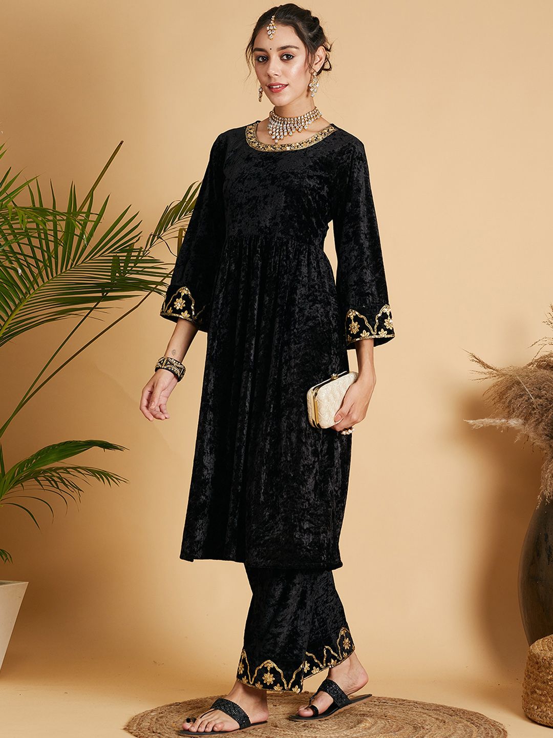 Shae by SASSAFRAS Black Empire Gotta Patti Velvet Kurta with Palazzos