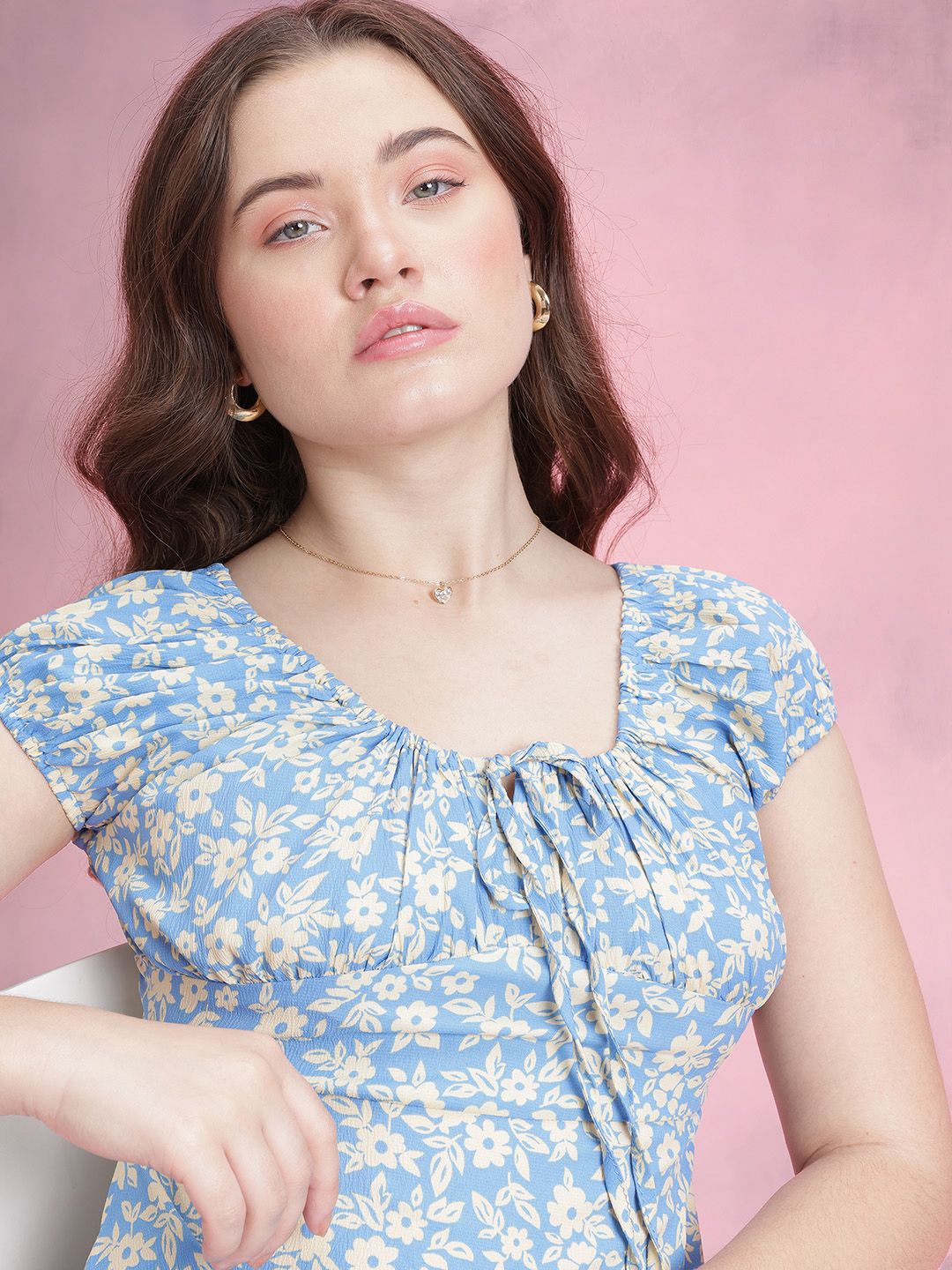 DressBerry Floral Print Gathered Detail Tie-Up Neck A-Line Dress with Side Slit