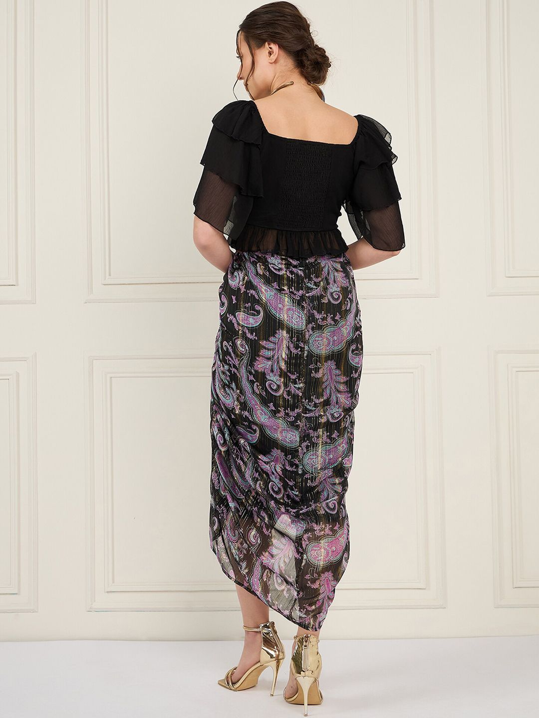 Antheaa Sweetheart Neck Crop Top With Printed Ruched Skirt
