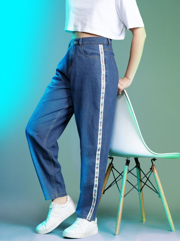 DressBerry Women High-Rise Slouchy Fit Stretchable Jeans with Side Stripes