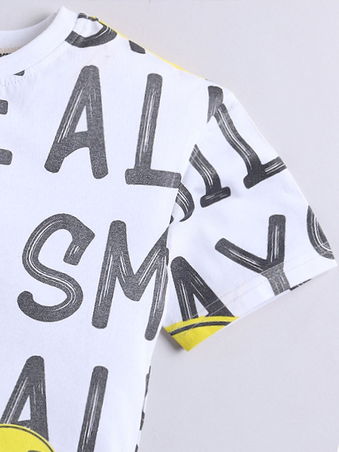 Happy Faces Boys Typography Printed Drop-Shoulder Sleeves Pure Cotton T-shirt