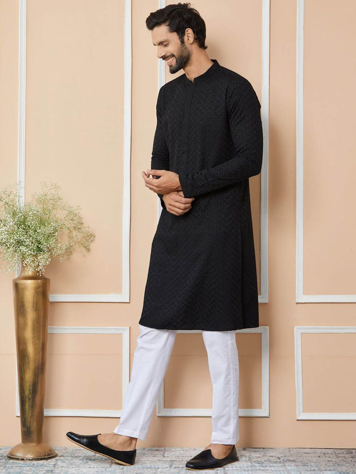 See Designs Ethnic Motifs Embroidered Regular Thread Work Kurta with Pyjamas