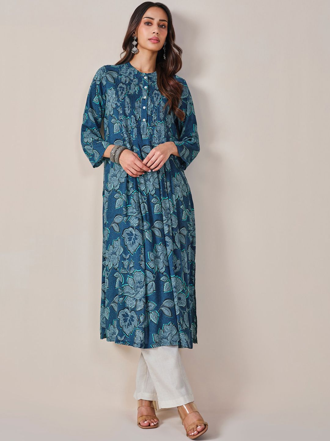Global Desi Floral Printed Mandarin Collar Pleated Kurta
