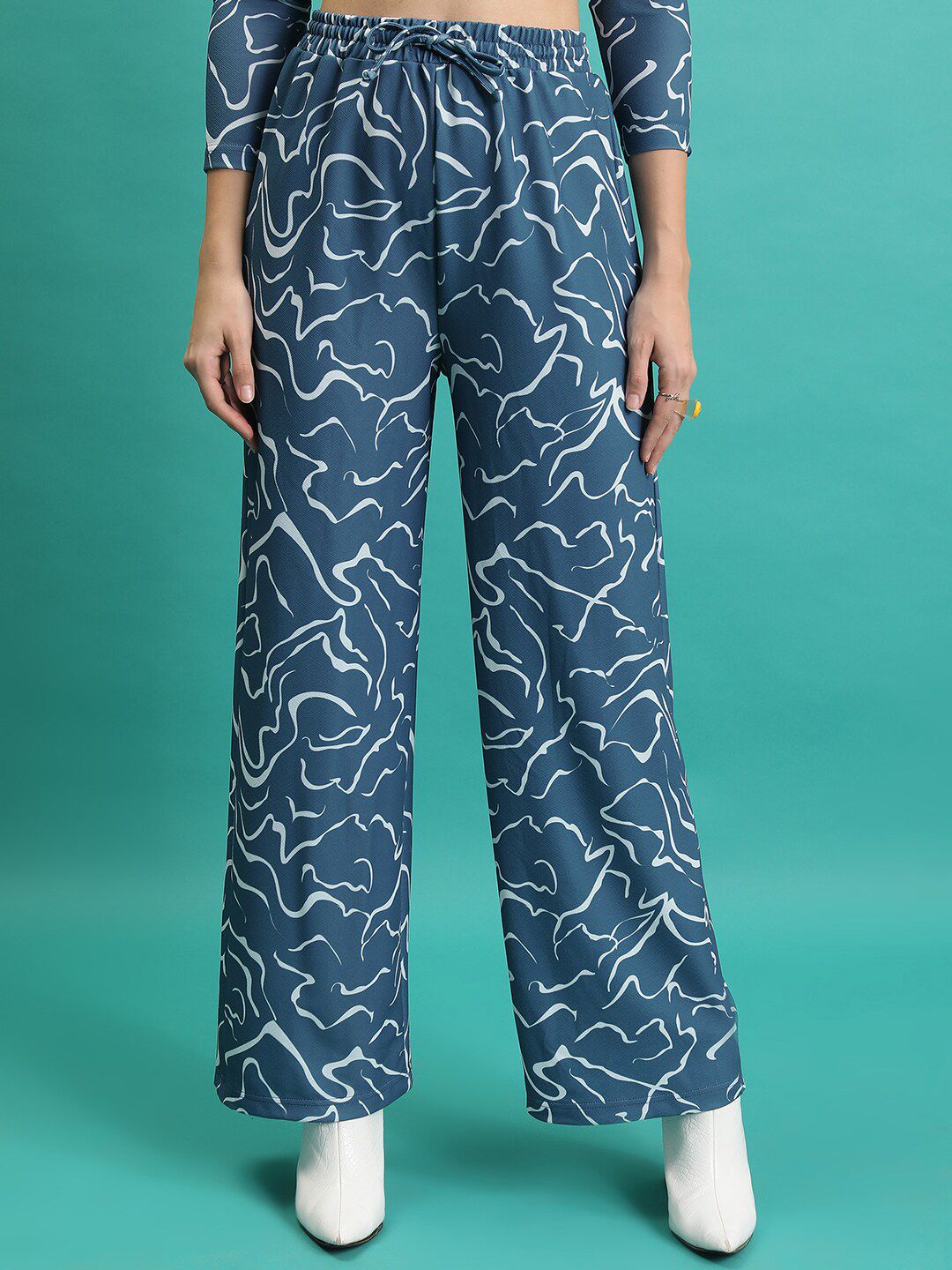 Tokyo Talkies Printed Top With Straight Leg Trousers