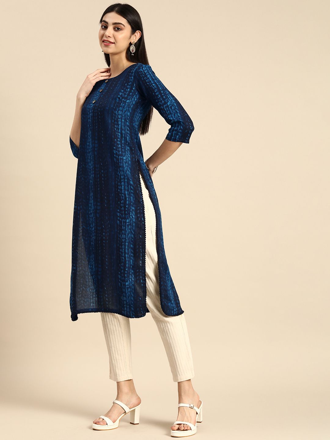 Anouk Abstract Printed Indigo Straight Kurta